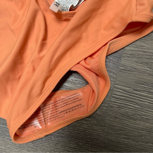 Forever 21 Orange One-Piece Swimsuit Size S NWT - Picture 8 of 8